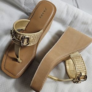 Aldo Wedge Slip-on Sandals Raffia Gold Woven - NWOT